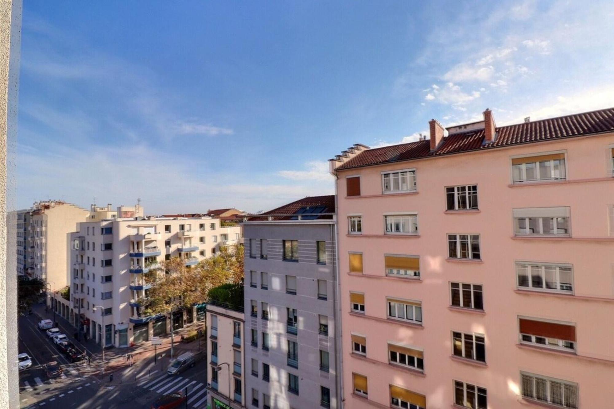 La Douce Parenthese - Studio With Garage - Lyon 4Th Εξωτερικό φωτογραφία
